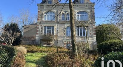 Mansion 12 rooms of 360 m² in Lys-Haut-Layon (49310)