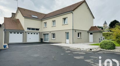 Maison 7 pièces de 171 m² à Le Mesnil-Rouxelin (50000)