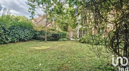 House 6 rooms of 126 m² in Évry (91000)