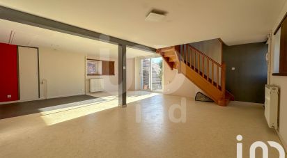 Maison 5 pièces de 153 m² à Domérat (03410)