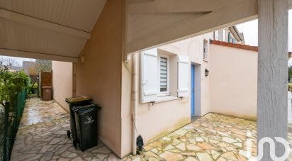 House 5 rooms of 131 m² in Villeneuve-le-Comte (77174)