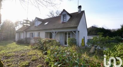 Traditional house 7 rooms of 150 m² in Verneuil-sur-Seine (78480)