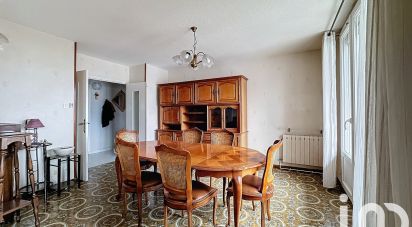 Apartment 6 rooms of 97 m² in Saint-Martin-d'Hères (38400)