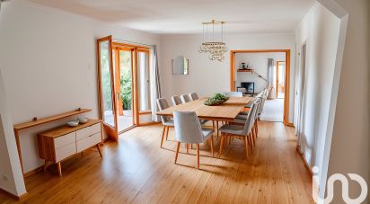 Maison 4 pièces de 112 m² à Allègre-les-Fumades (30500)