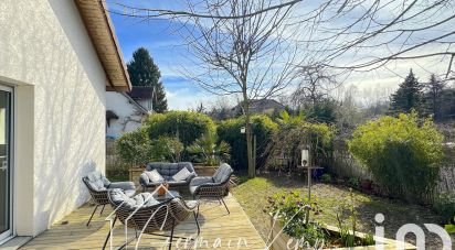 House 3 rooms of 80 m² in LES ABRETS (38490)