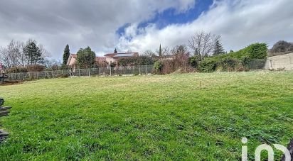 Land of 903 m² in Saint-Just-Chaleyssin (38540)