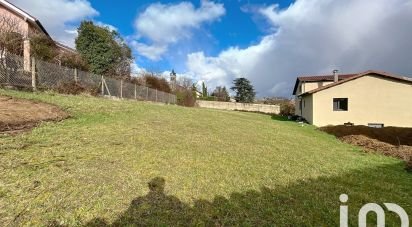 Land of 903 m² in Saint-Just-Chaleyssin (38540)