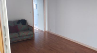 Apartment 3 rooms of 67 m² in Tarbes (65000)