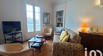 Apartment 3 rooms of 74 m² in Vichy (03200)