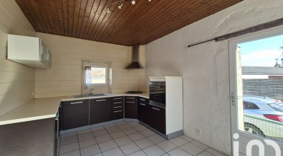 Townhouse 3 rooms of 63 m² in Argentonnay (79150)