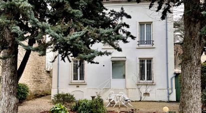 Traditional house 11 rooms of 176 m² in Nanterre (92000)