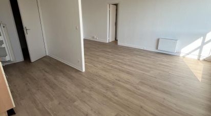 Appartement 2 pièces de 58 m² à Avon (77210)