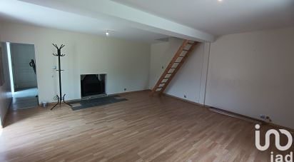 Maison 8 pièces de 120 m² à Brioux-sur-Boutonne (79170)