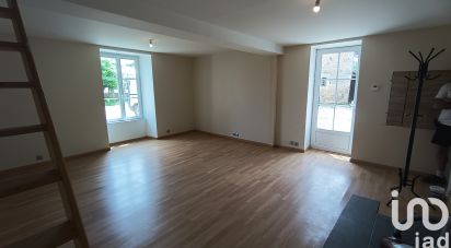 Maison 8 pièces de 120 m² à Brioux-sur-Boutonne (79170)