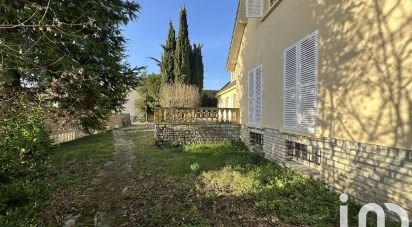 Maison 8 pièces de 263 m² à Moret Loing et Orvanne (77250)