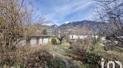 Terrain de 605 m² à Saint-Jean-de-Maurienne (73300)