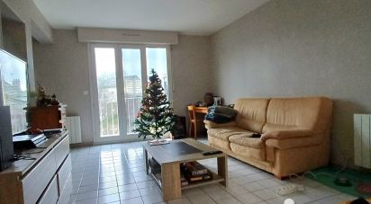 Apartment 2 rooms of 53 m² in Angers (49100)