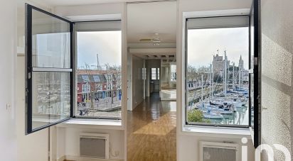 Apartment 3 rooms of 73 m² in La Rochelle (17000)