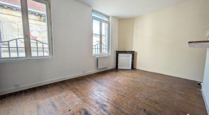 Appartement 2 pièces de 45 m² à Bordeaux (33000)