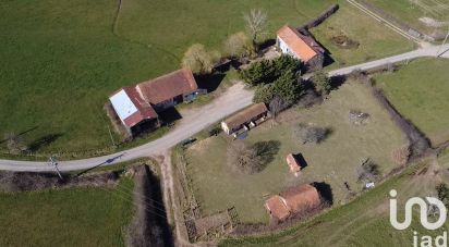 Farm 5 rooms of 118 m² in Saint-Didier-en-Donjon (03130)