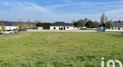 Land of 756 m² in Vernantes (49390)