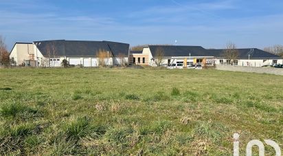 Land of 729 m² in Vernantes (49390)