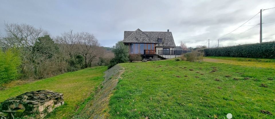 House 8 rooms of 194 m² in Végennes (19120)