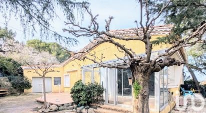 Traditional house 7 rooms of 152 m² in Nîmes (30900)