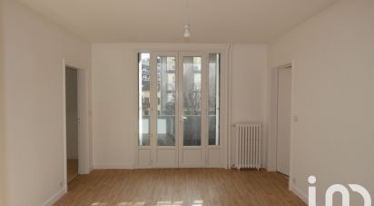 Apartment 4 rooms of 67 m² in Aurillac (15000)