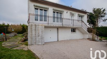 Traditional house 4 rooms of 110 m² in Chaumont-en-Vexin (60240)