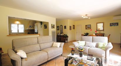 House 5 rooms of 122 m² in Belin-Béliet (33830)