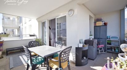 Appartement 4 pièces de 82 m² à Saint-Genis-Pouilly (01630)