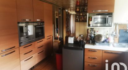 House boat 9 rooms of 250 m² in Poissy (78300)