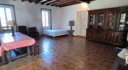 Country home 3 rooms of 164 m² in Neuvicq (17270)