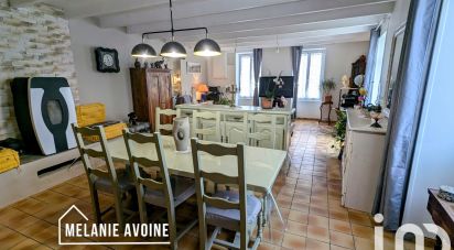 House 6 rooms of 135 m² in Ciré-d'Aunis (17290)