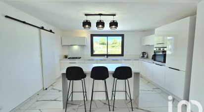 Maison 5 pièces de 145 m² à Bagnols-sur-Cèze (30200)