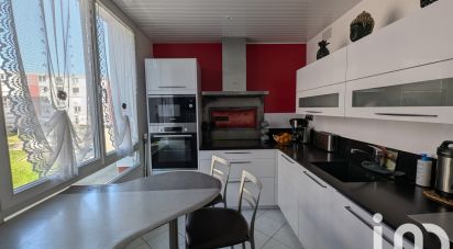 Appartement 5 pièces de 90 m² à Lorient (56100)