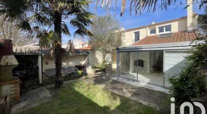 House 6 rooms of 123 m² in La Rochelle (17000)