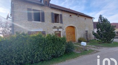 Maison traditionnelle 4 pièces de 120 m² à Chavéria (39270)