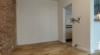 Studio 1 room of 25 m² in Paris (75018)