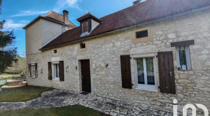 Maison traditionnelle 5 pièces de 130 m² à - (24370)