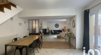 Maison 5 pièces de 215 m² à Neschers (63320)