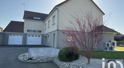 House 7 rooms of 171 m² in Le Mesnil-Rouxelin (50000)