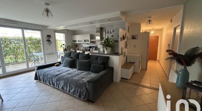 Apartment 3 rooms of 66 m² in Morangis (91420)