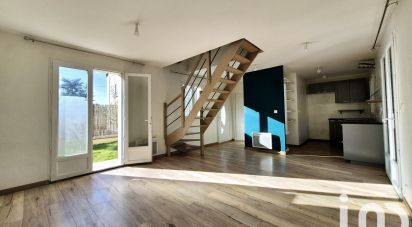 Maison 3 pièces de 68 m² à Mériel (95630)