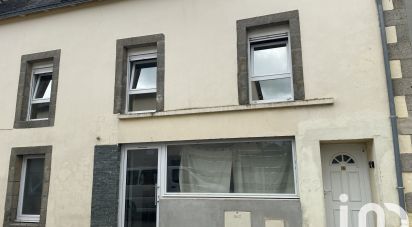 Building in Briec (29510) of 373 m²