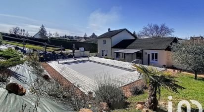 Maison 6 pièces de 128 m² à Cusset (03300)