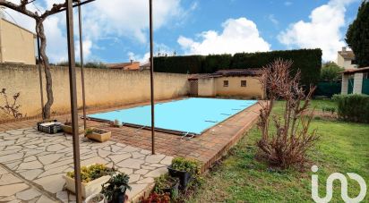 House 6 rooms of 137 m² in Le Pontet (84130)