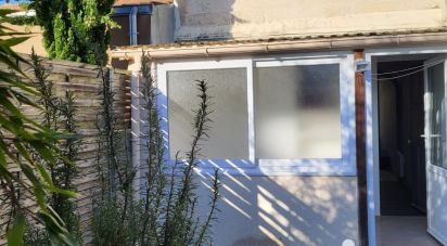 House 4 rooms of 74 m² in Niort (79000)