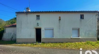 Village house 4 rooms of 82 m² in Legé (44650)